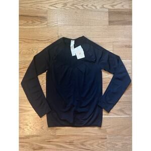 New with Tag Fabletics Sync Seamless Long Sleeve Top